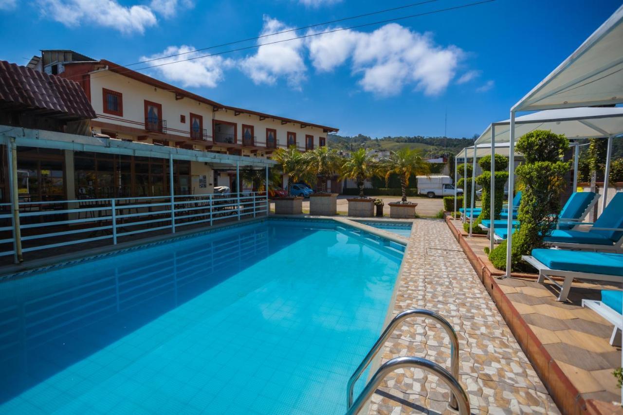 Hotel & Suites Posada Molina Cuetzalan Exterior photo